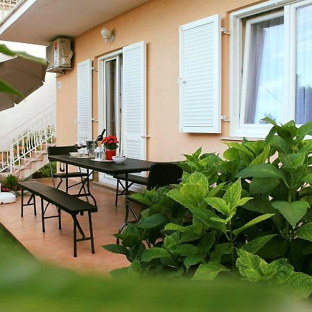 Apartman Ruza 1 Poljane Buitenkant foto